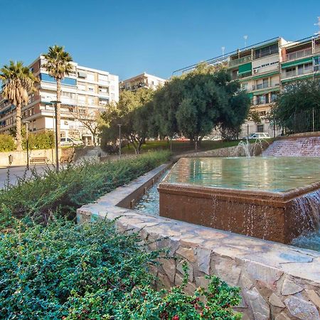 Apartamento Comodo A 10 Min Del Centro Alicante Kültér fotó