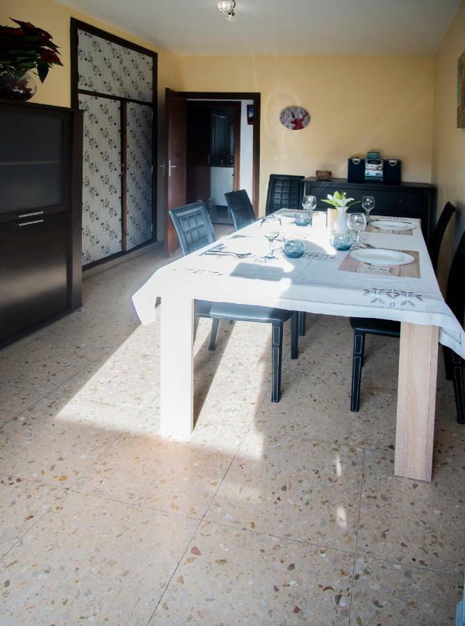 Apartamento Comodo A 10 Min Del Centro Alicante Kültér fotó