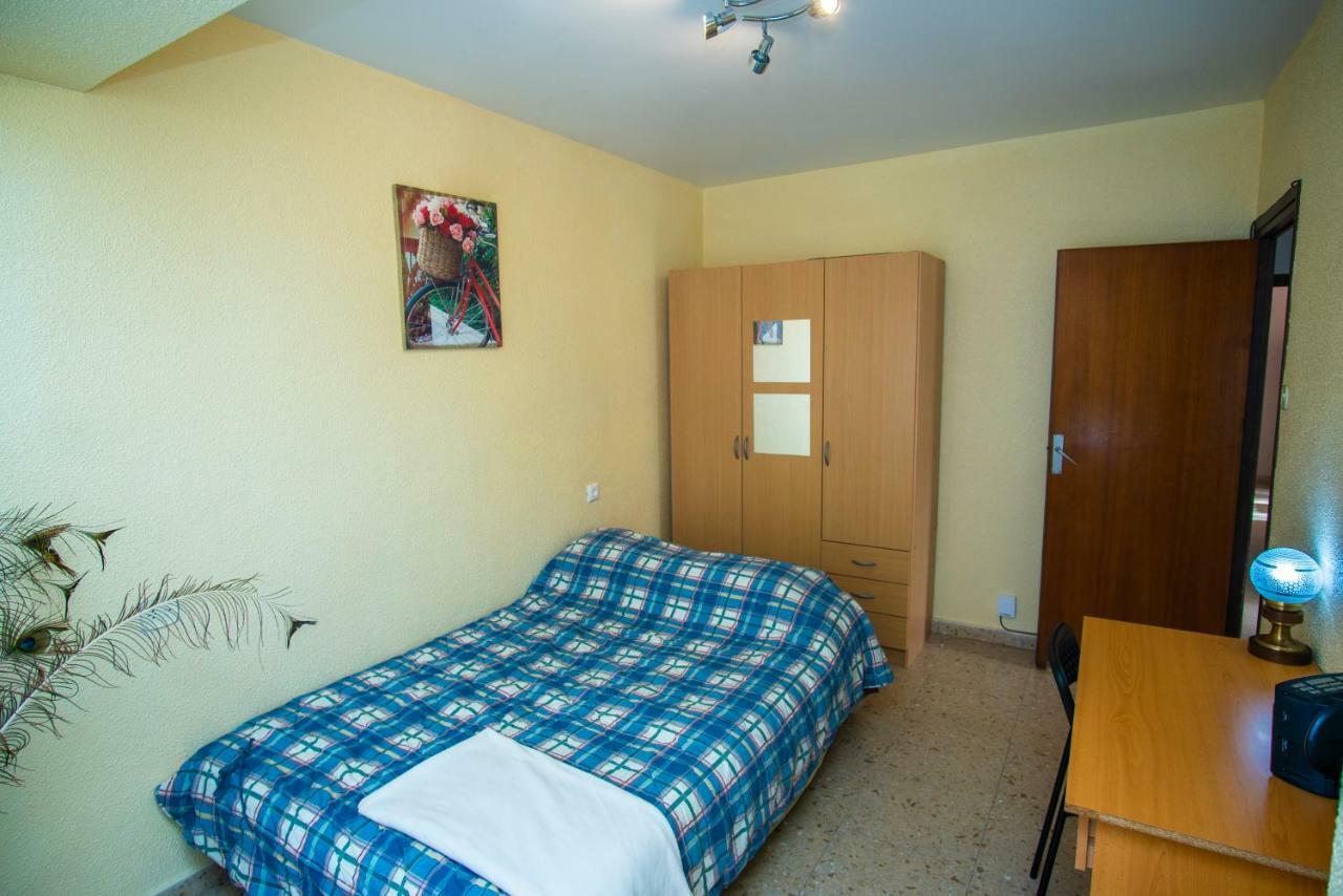 Apartamento Comodo A 10 Min Del Centro Alicante Kültér fotó